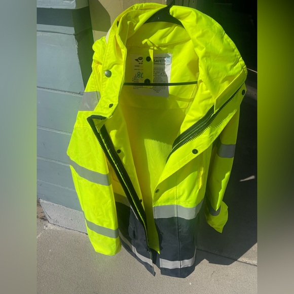 Hi-vis worker jacket - Picture 1 of 2